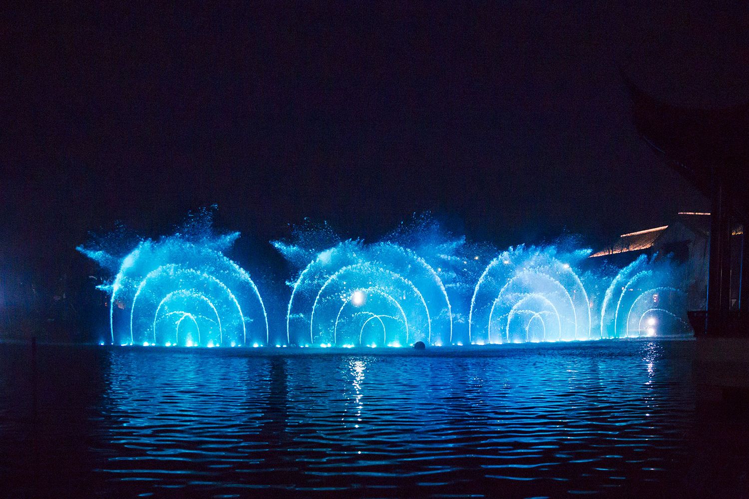 Arusha新西塘水街亮化方案